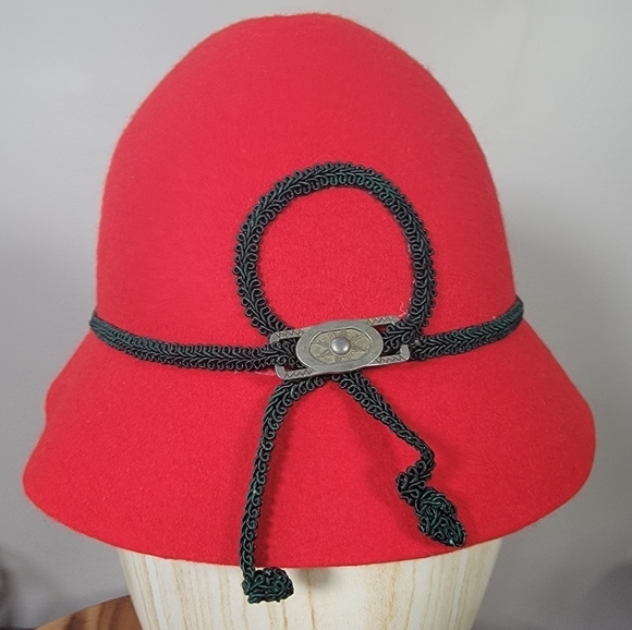 Vintage Red Wool German Girls Hat Cloche Size 51 CM - Picture 6 of 16